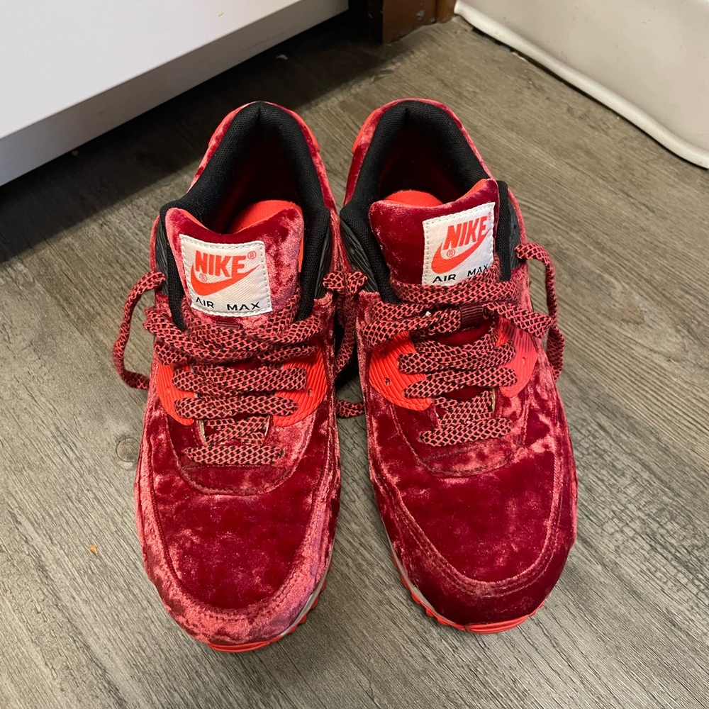 Nike air max 90 red velvet